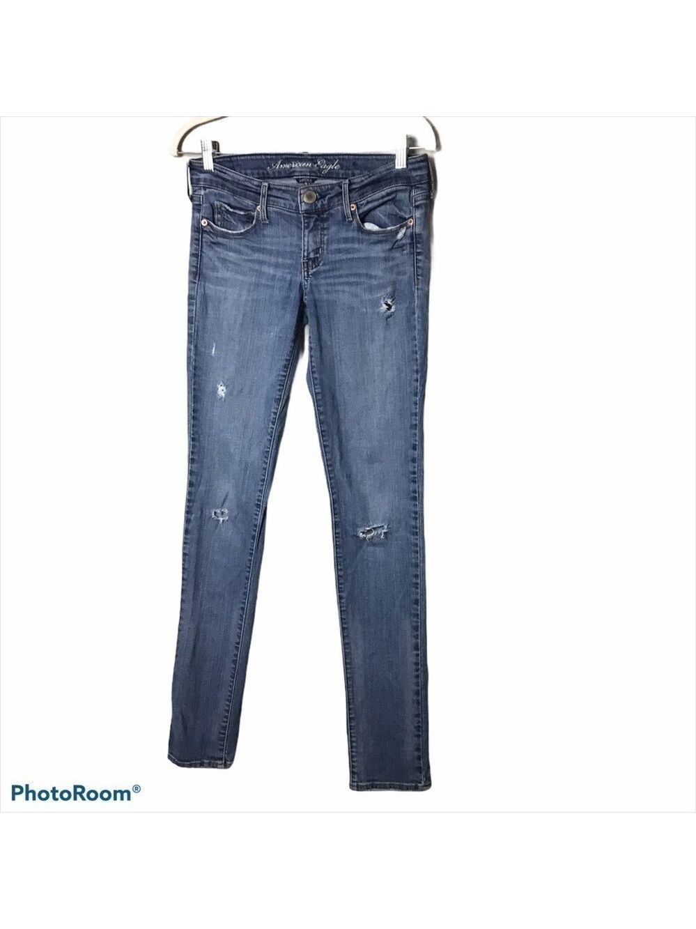 AMERICAN Eagle Stretch Distressed Skinny Jeans